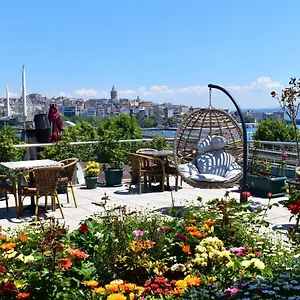 Couette-café Garden Terrace, Istambul