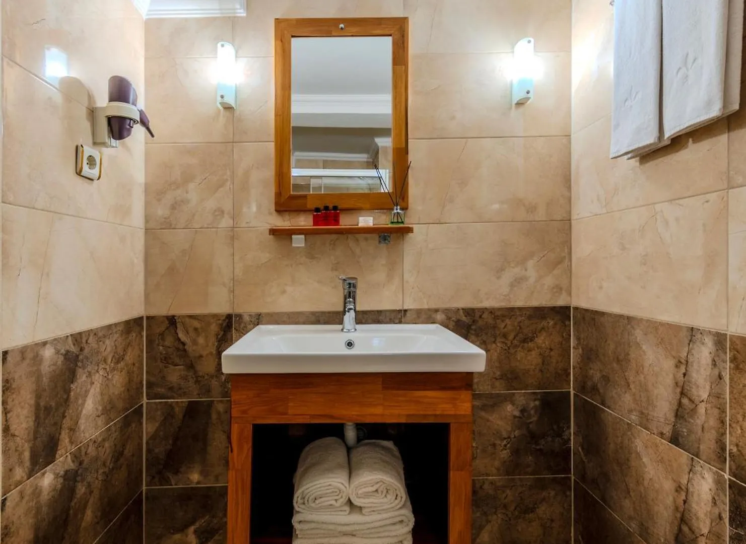 Hamit Hotel 이스탄불